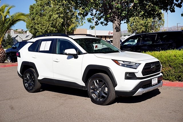 2023 Toyota RAV4 Adventure photo 3
