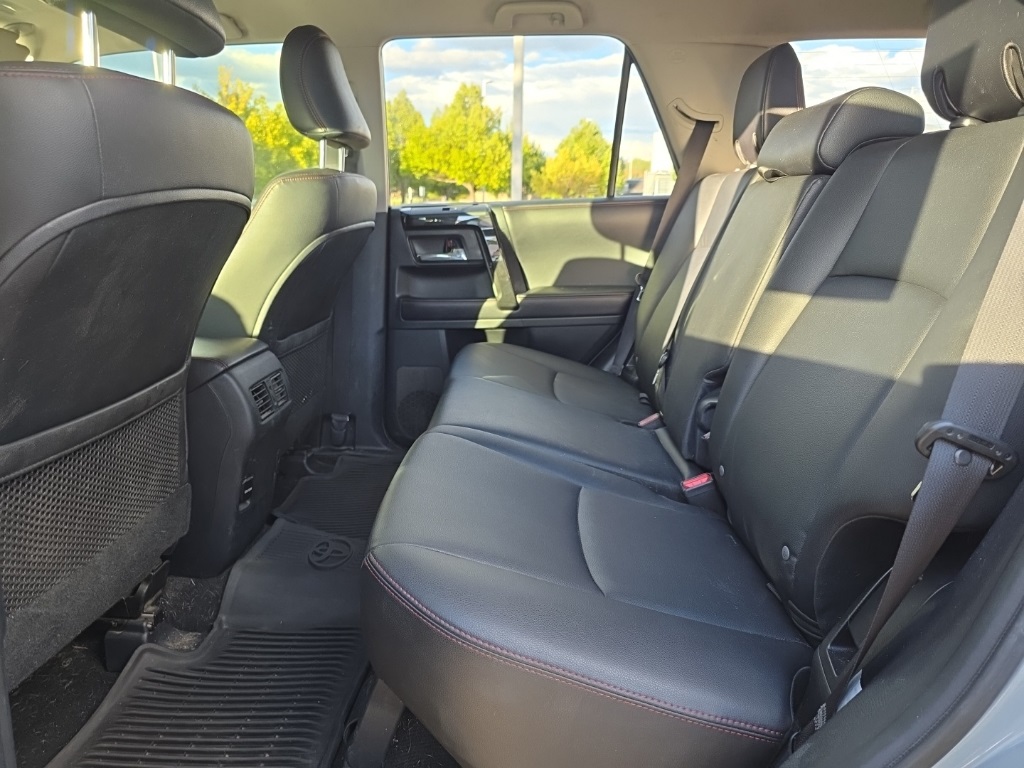 2017 Toyota 4Runner TRD Pro photo 16