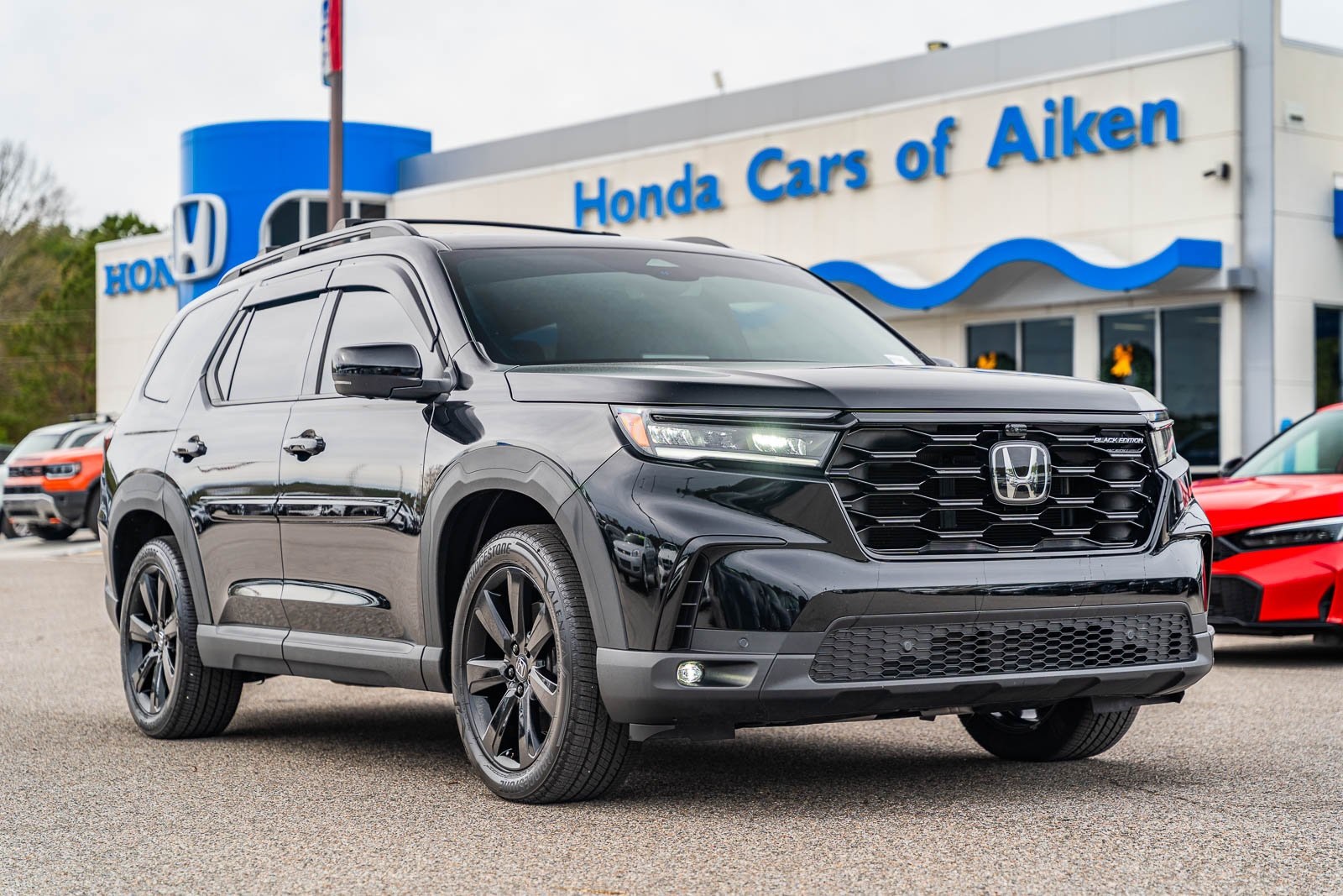 2025 Honda Pilot Black Edition's photo