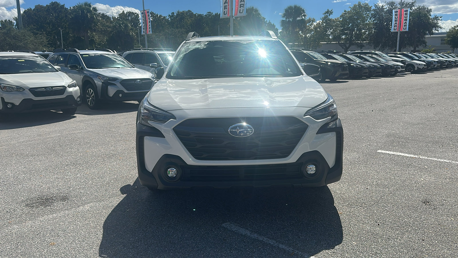 2025 Subaru Outback Premium photo 2