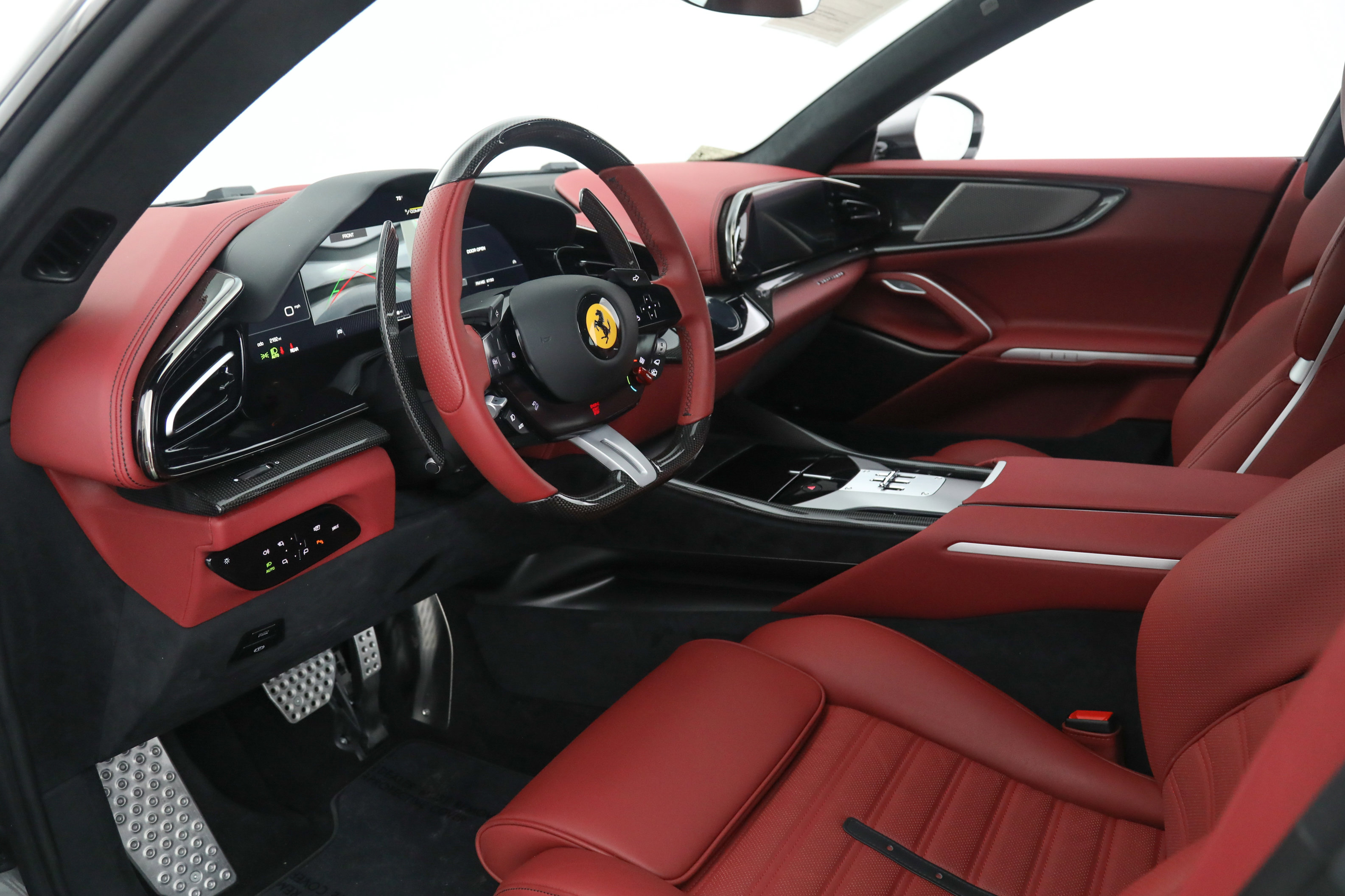 2024 Ferrari Purosangue photo 2