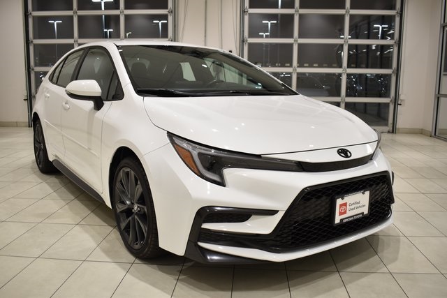 2024 Toyota Corolla SE's photo