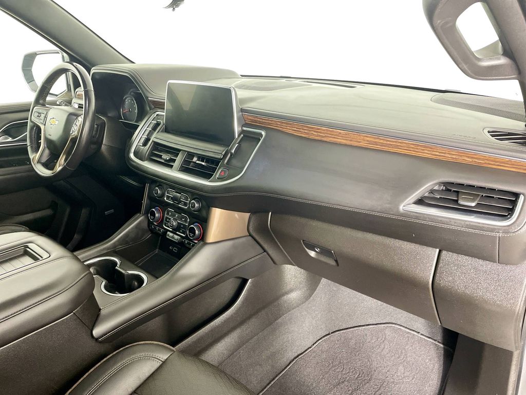 2021 Chevrolet Suburban High Country photo 32