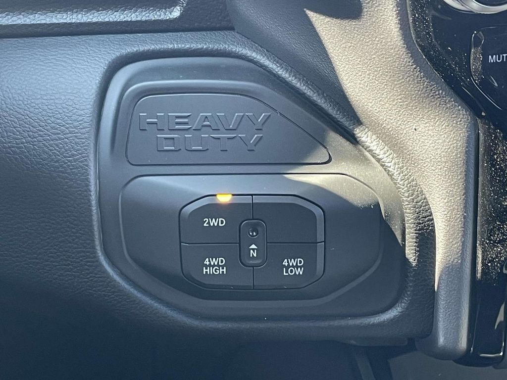 2026 Ram 2500 Big Horn photo 34