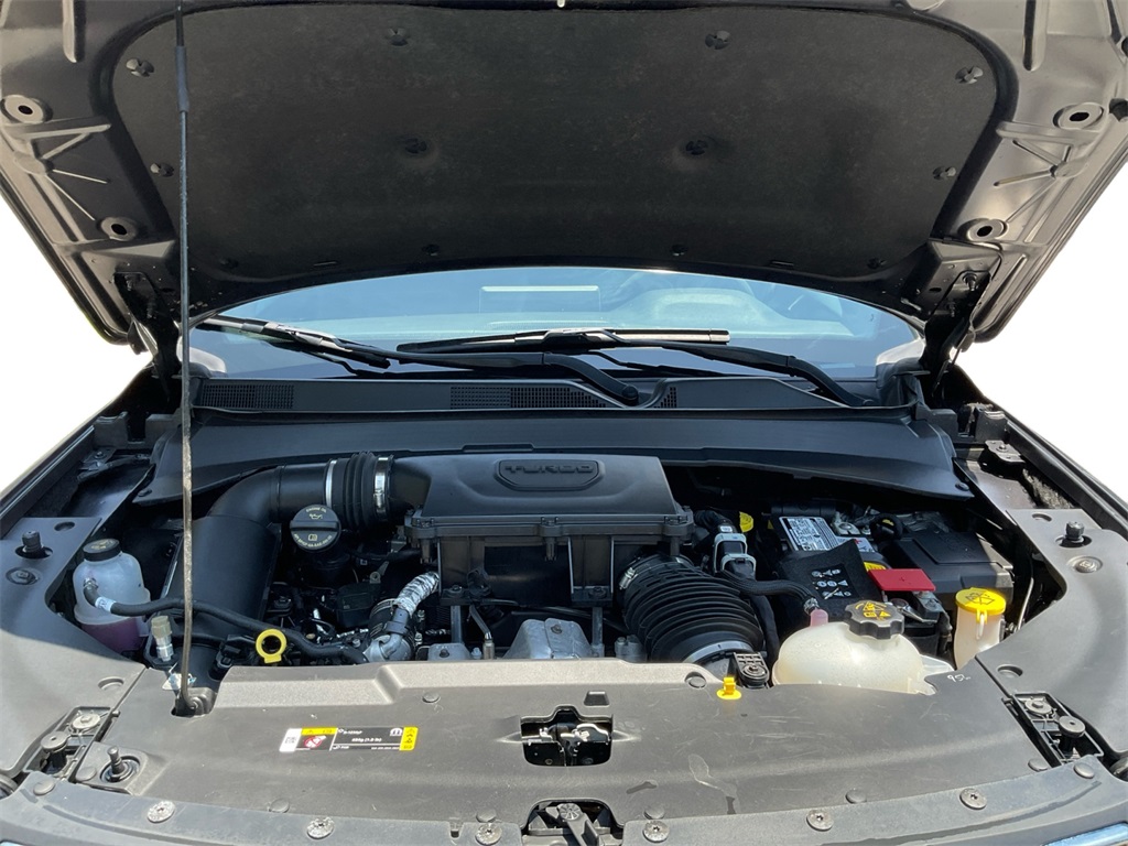 2023 Jeep Compass Latitude Lux photo 14