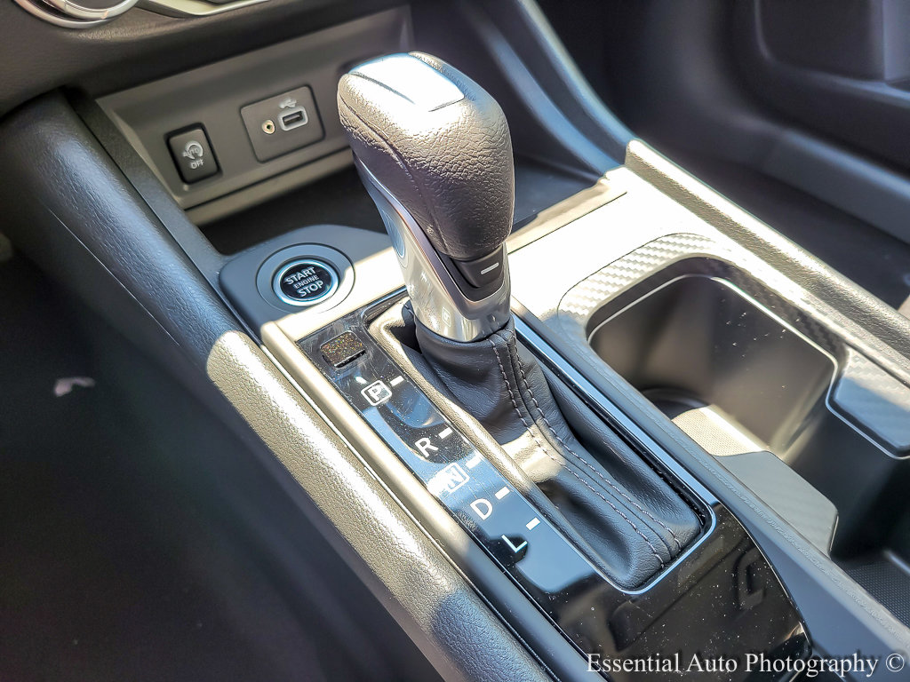2025 Nissan Sentra S photo 13