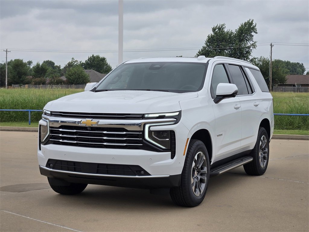 2025 Chevrolet Tahoe LT photo 2