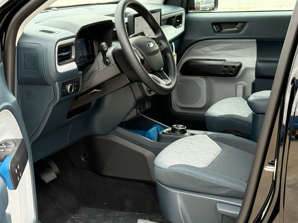 2025 Ford Maverick XLT photo 4