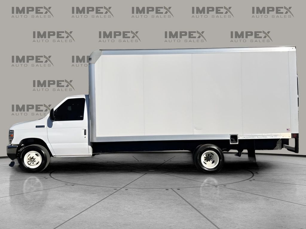 2024 Ford E-Series Cutaway