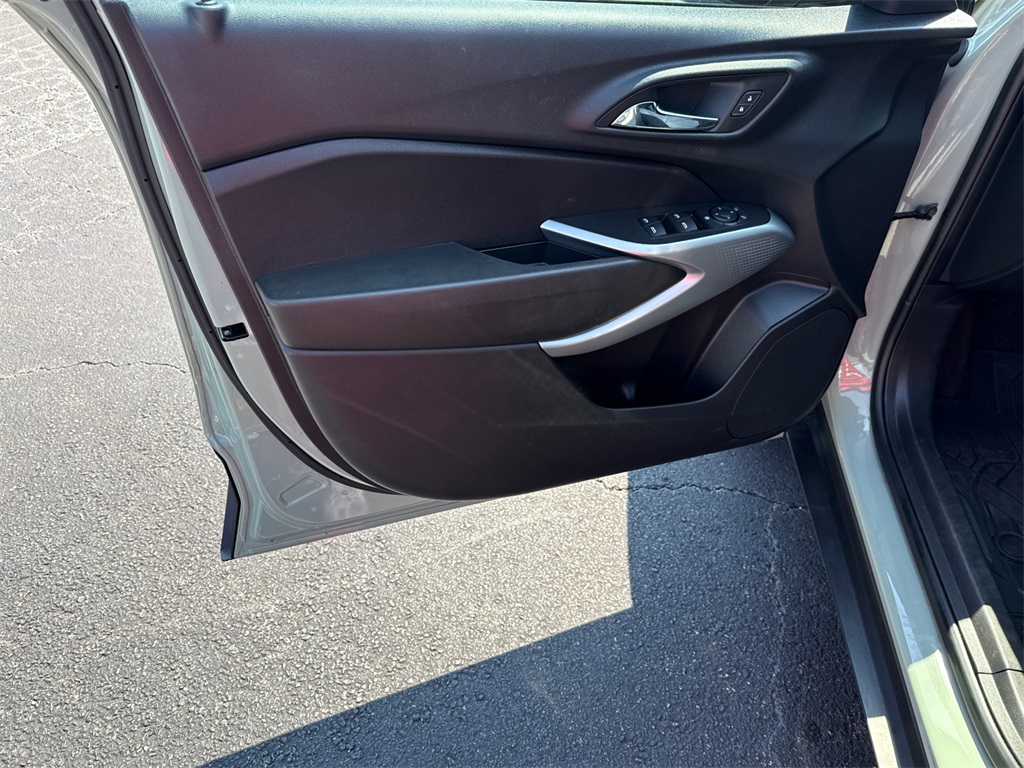 2024 Chevrolet Trax photo 10