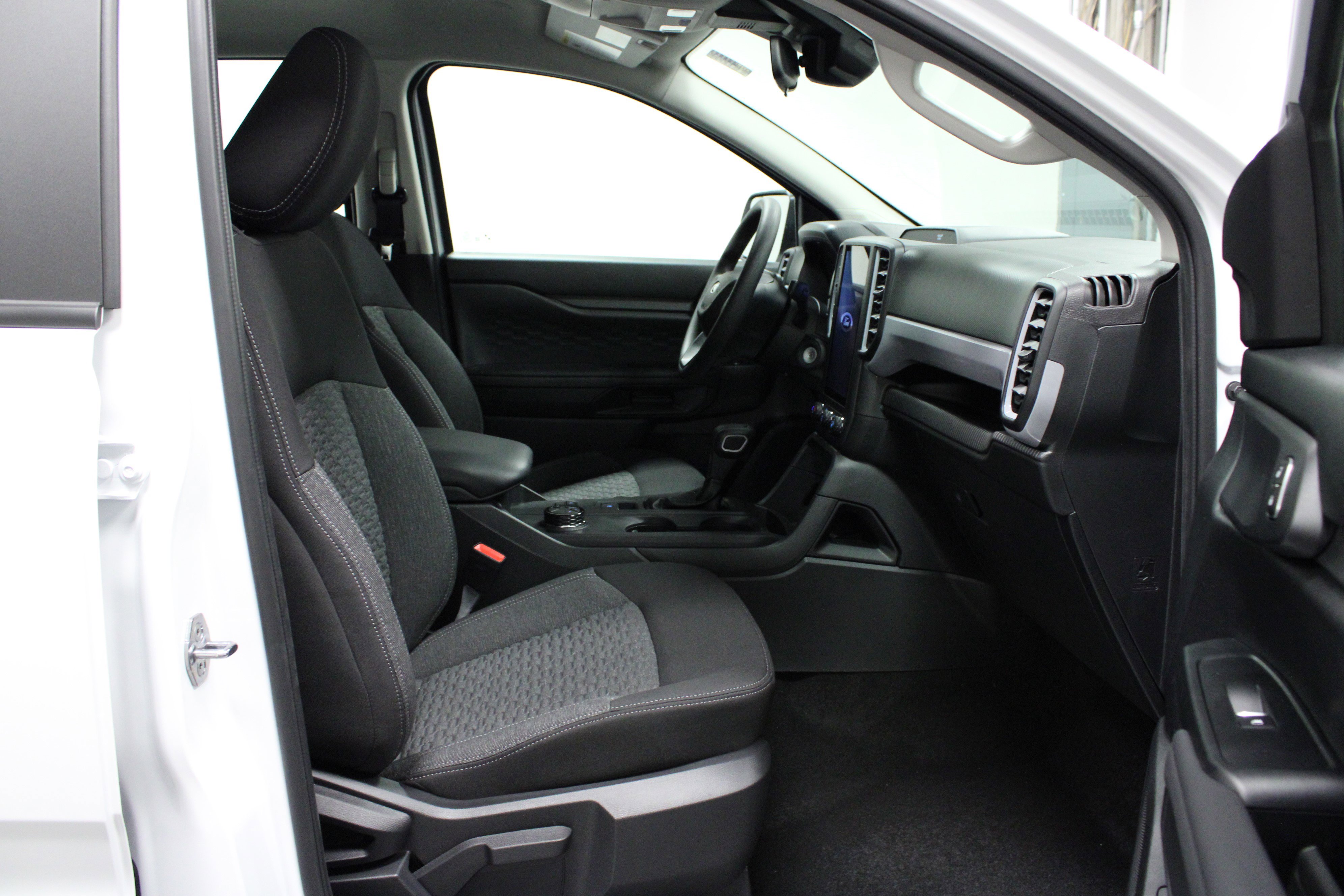 2025 Ford Ranger XL photo 14