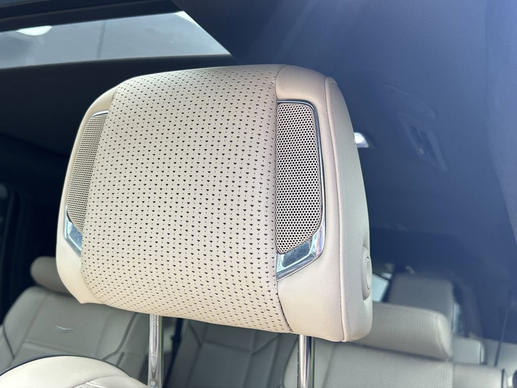 2021 Cadillac Escalade Premium Luxury photo 20