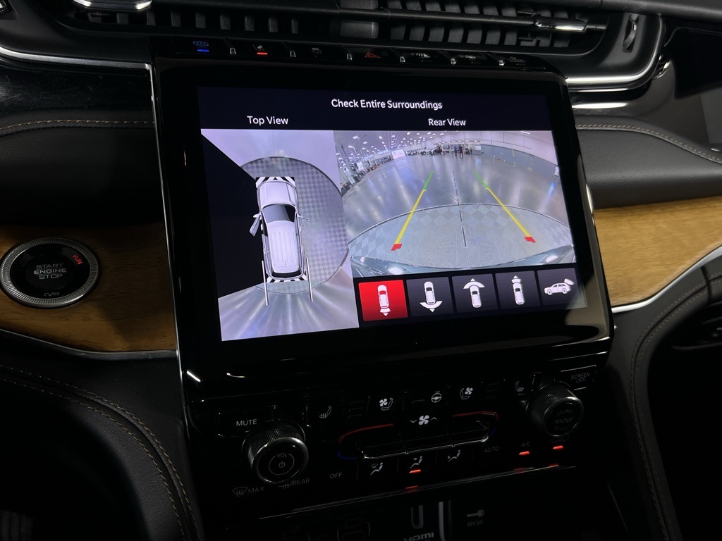 2023 Jeep Grand Cherokee Summit Reserve 4xe photo 16
