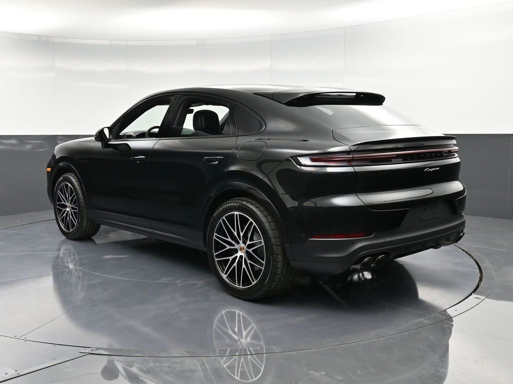 2026 Porsche Cayenne E-Hybrid Coupe photo 2