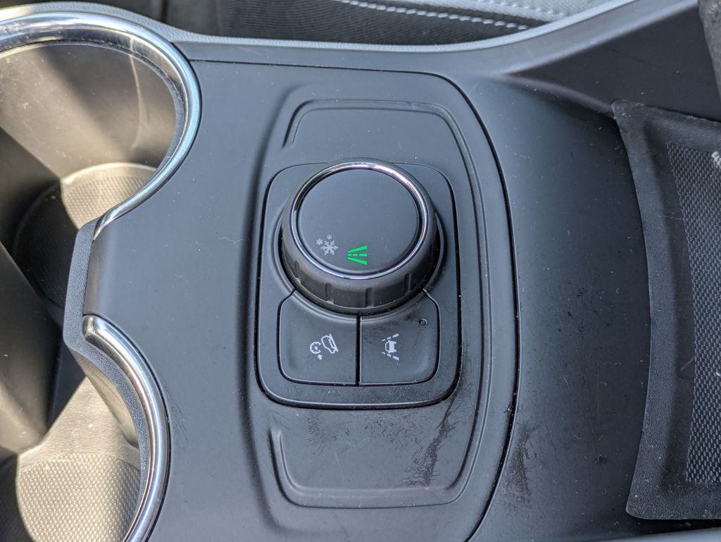 2024 Gmc Terrain SLE photo 22