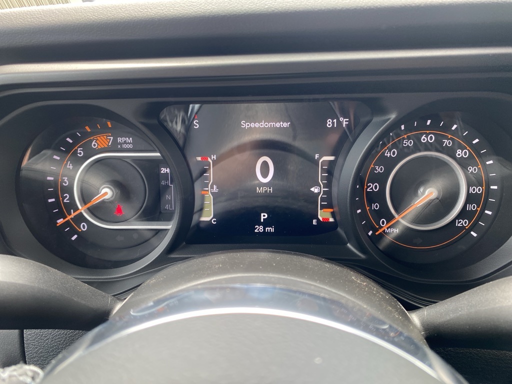 2025 Jeep Wrangler Sahara photo 19