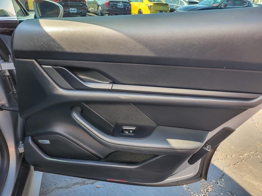 2022 Porsche Taycan 4S photo 20
