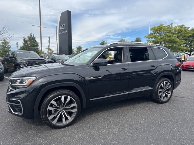 2023 Volkswagen Atlas V6 SEL Premium R-Line photo 4