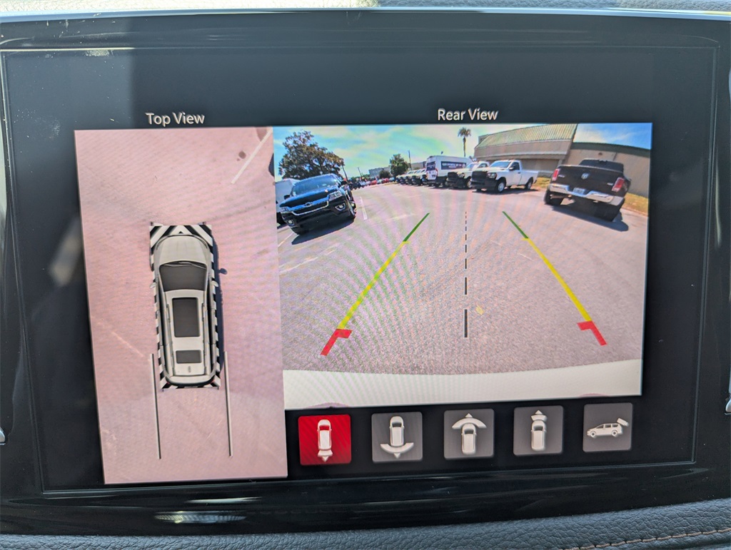 2026 Chrysler Pacifica Pinnacle photo 24