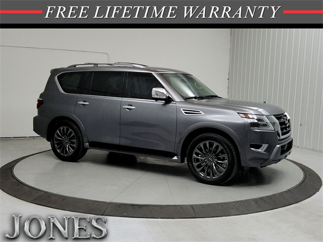 2023 Nissan Armada Platinum's photo