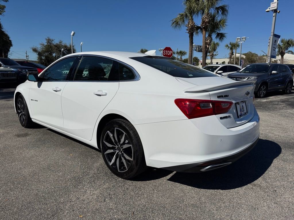 2025 Chevrolet Malibu RS photo 4