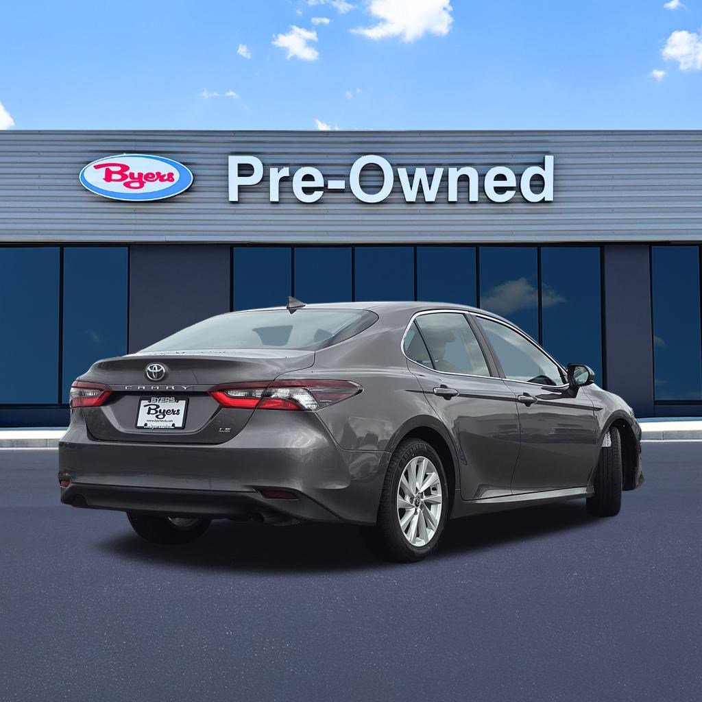 2022 Toyota Camry LE photo 7