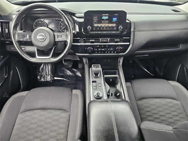 2022 Nissan Pathfinder SV photo 15