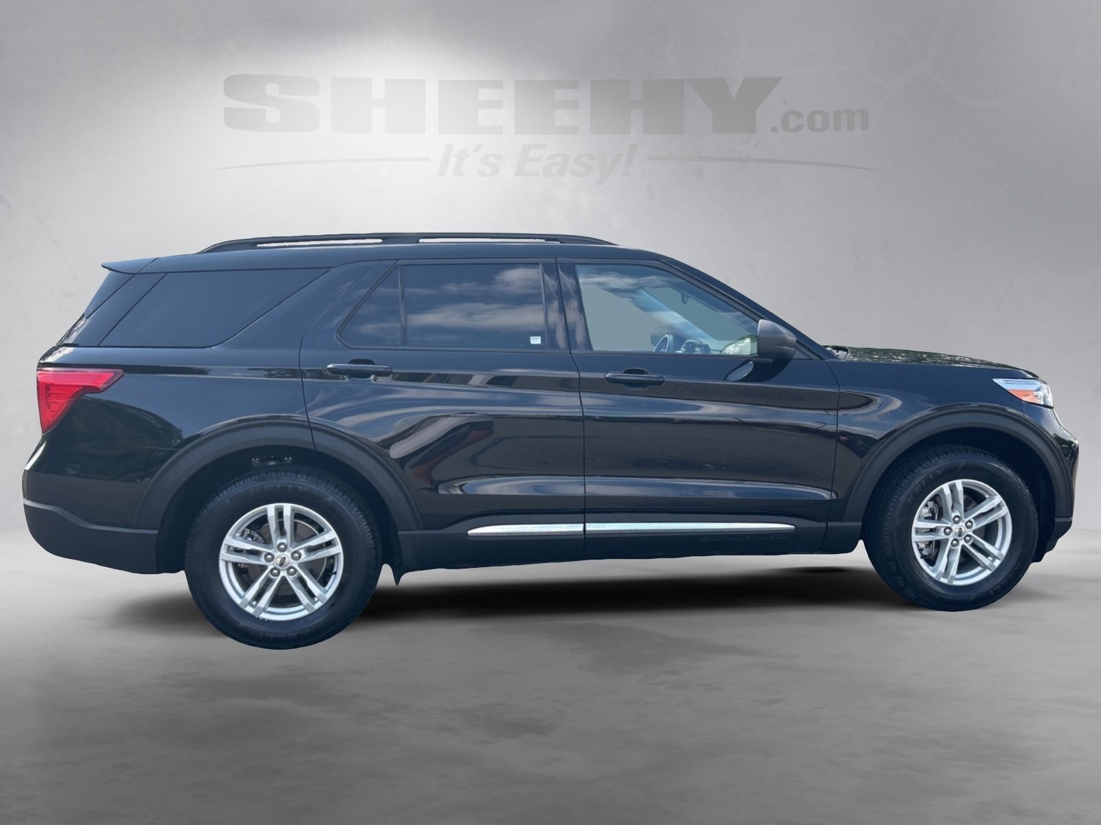 2022 Ford Explorer XLT photo 4