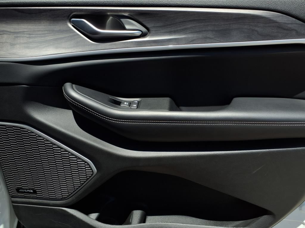 2023 Jeep Grand Cherokee Limited photo 23