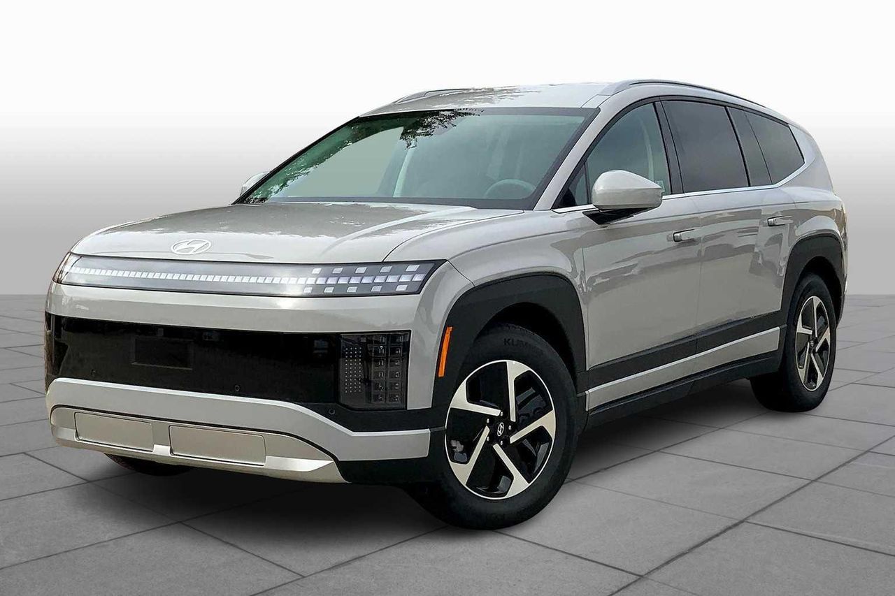 2026 Hyundai IONIQ 9 SE's photo