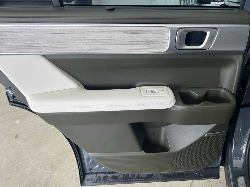 2025 Hyundai Santa Fe Calligraphy photo 32