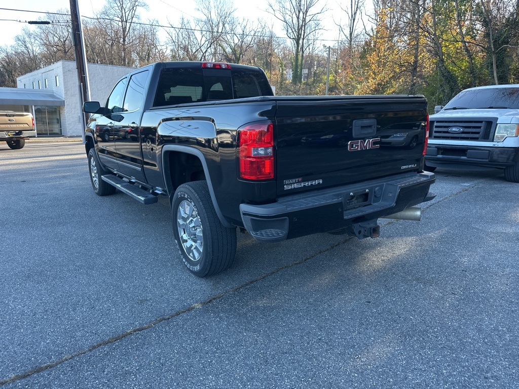2015 Gmc Sierra Denali photo 2