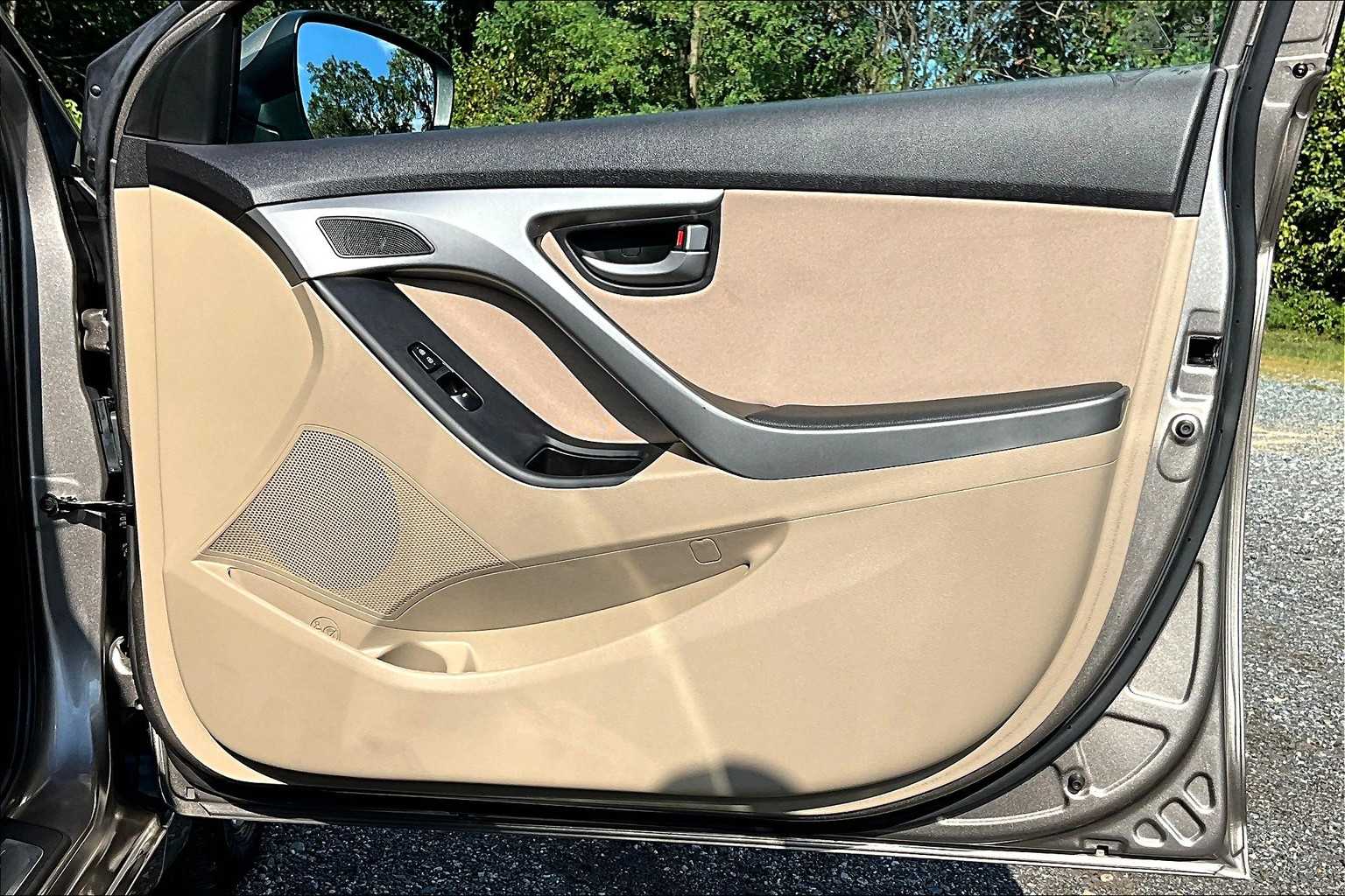 2016 Hyundai Elantra Value Edition photo 22