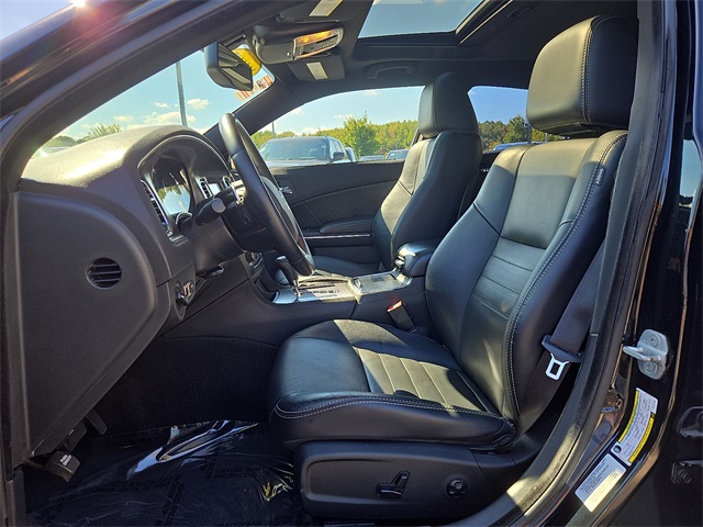 2014 Dodge Charger R/T photo 10