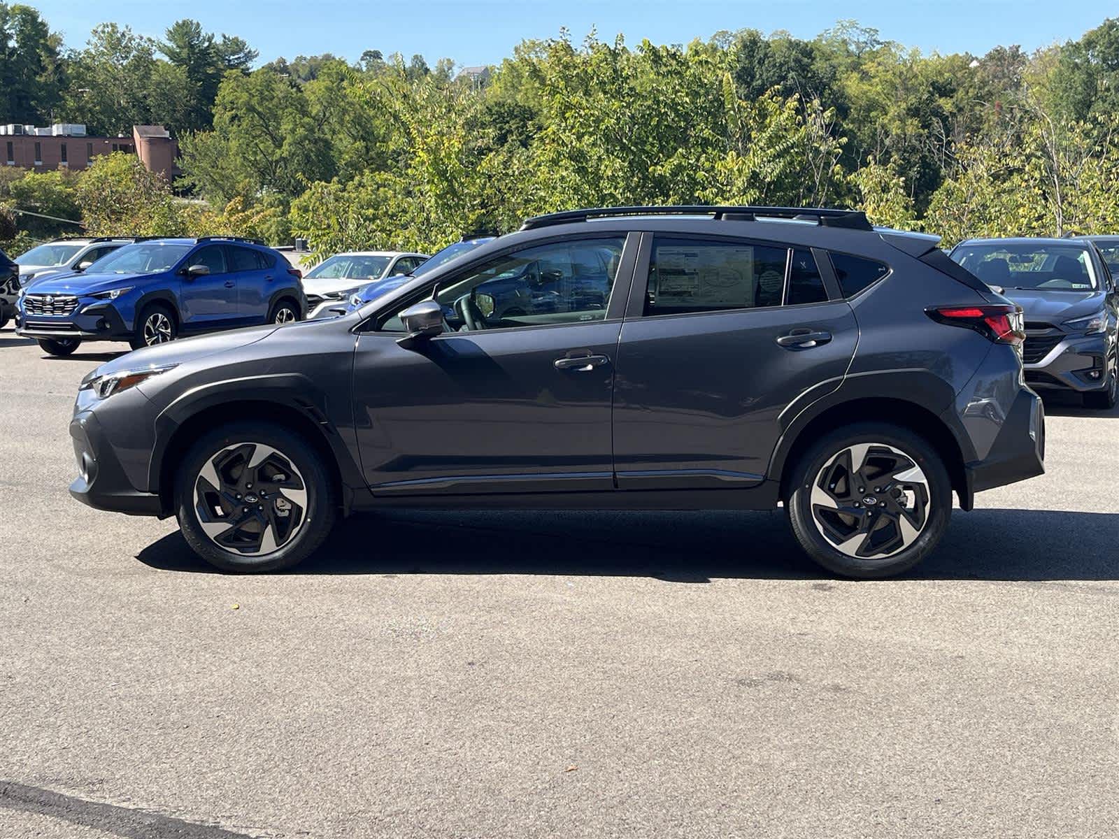 2025 Subaru Crosstrek Limited photo 2