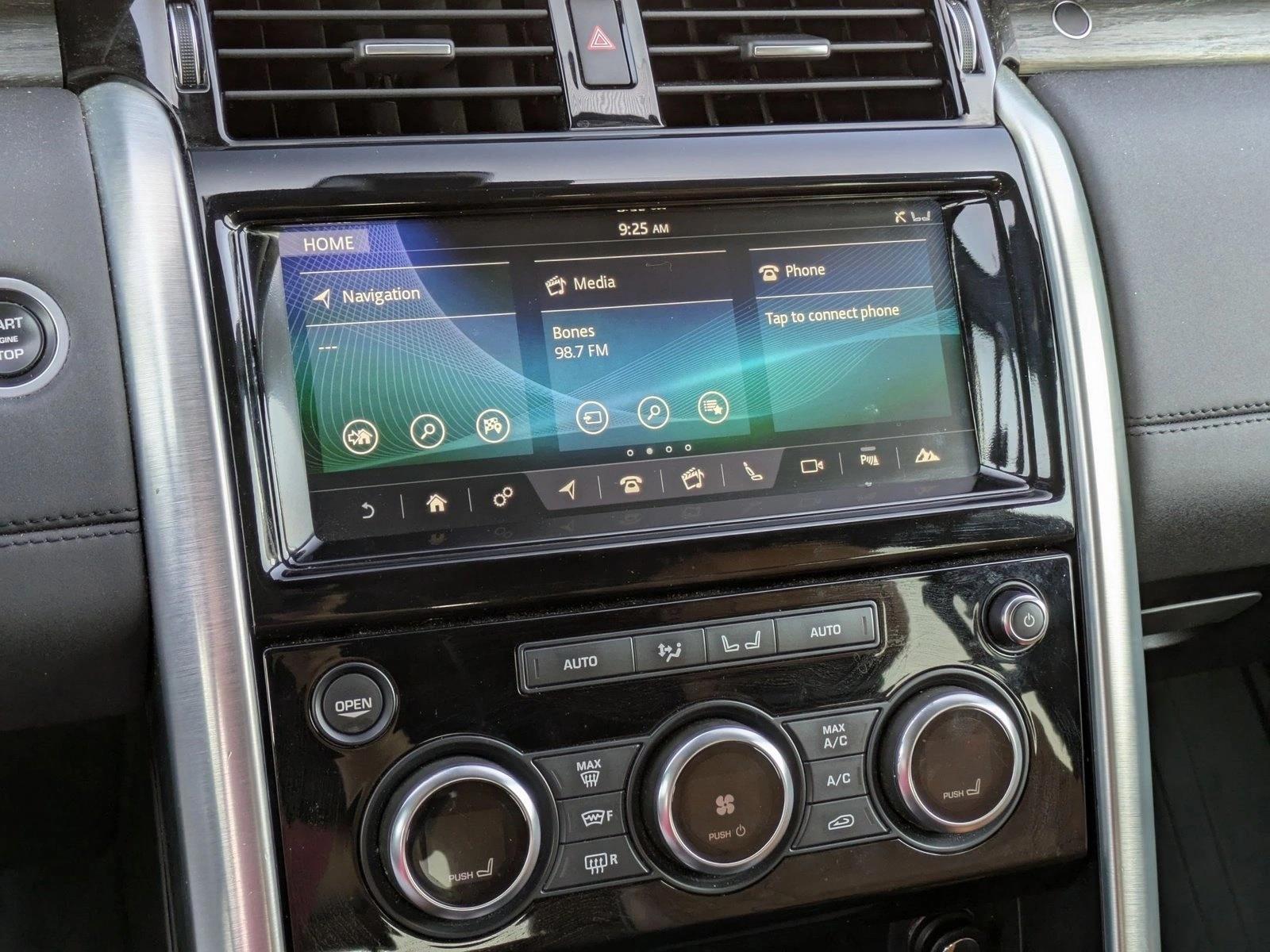 2018 Land Rover Discovery HSE photo 10
