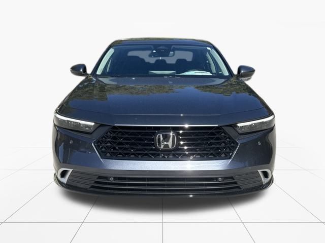 2025 Honda Accord Hybrid Touring photo 2