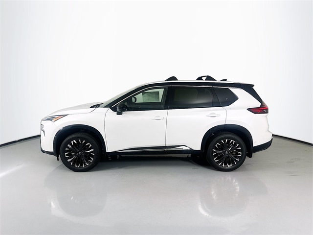 2026 Nissan Rogue Platinum photo 5