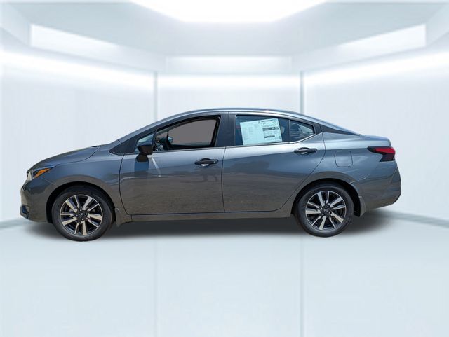 2025 Nissan Versa 1.6 S photo 2