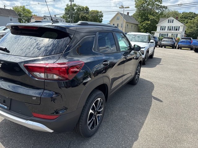 2026 Chevrolet Trailblazer LT photo 4