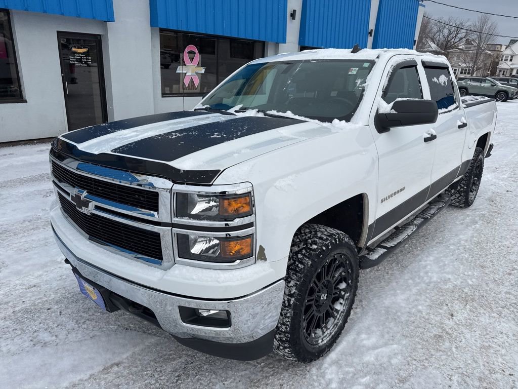 Used 2014 Chevrolet Silverado 1500 LT with VIN 3GCUKREC3EG105296 for sale in Superior, WI