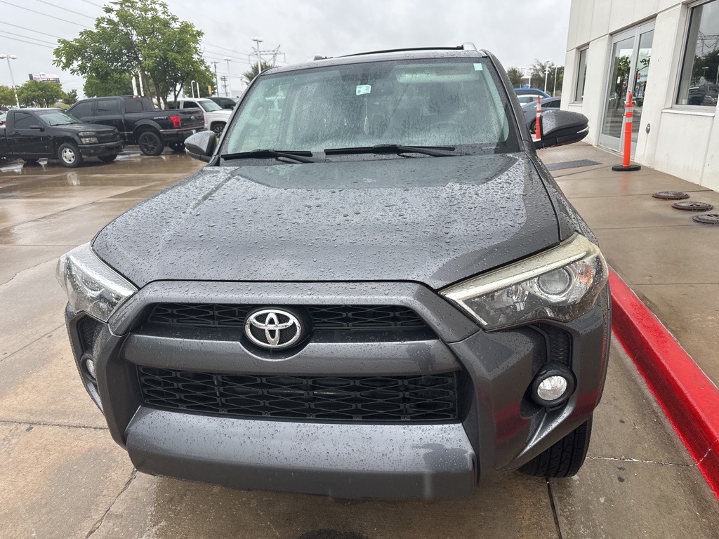2014 Toyota 4Runner Base photo 2