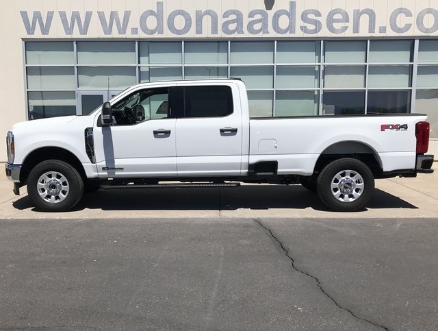2024 Ford F-250 XLT photo 3