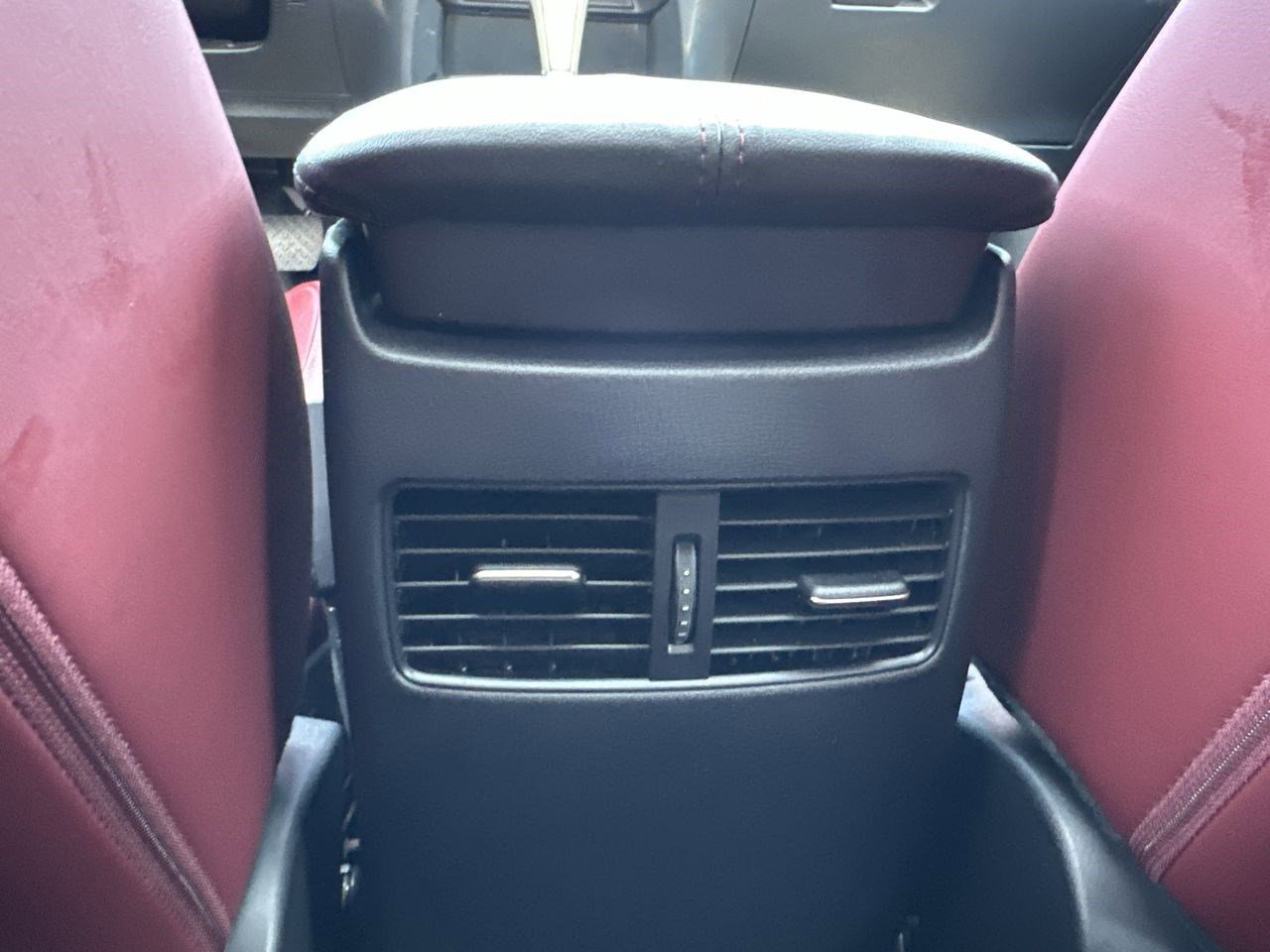 2025 Mazda CX-30 2.5 S Carbon photo 34