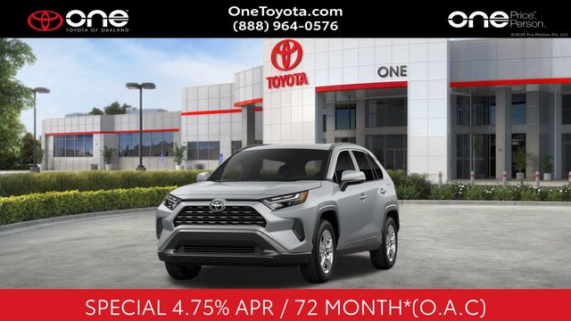 2025 Toyota RAV4 XLE's photo