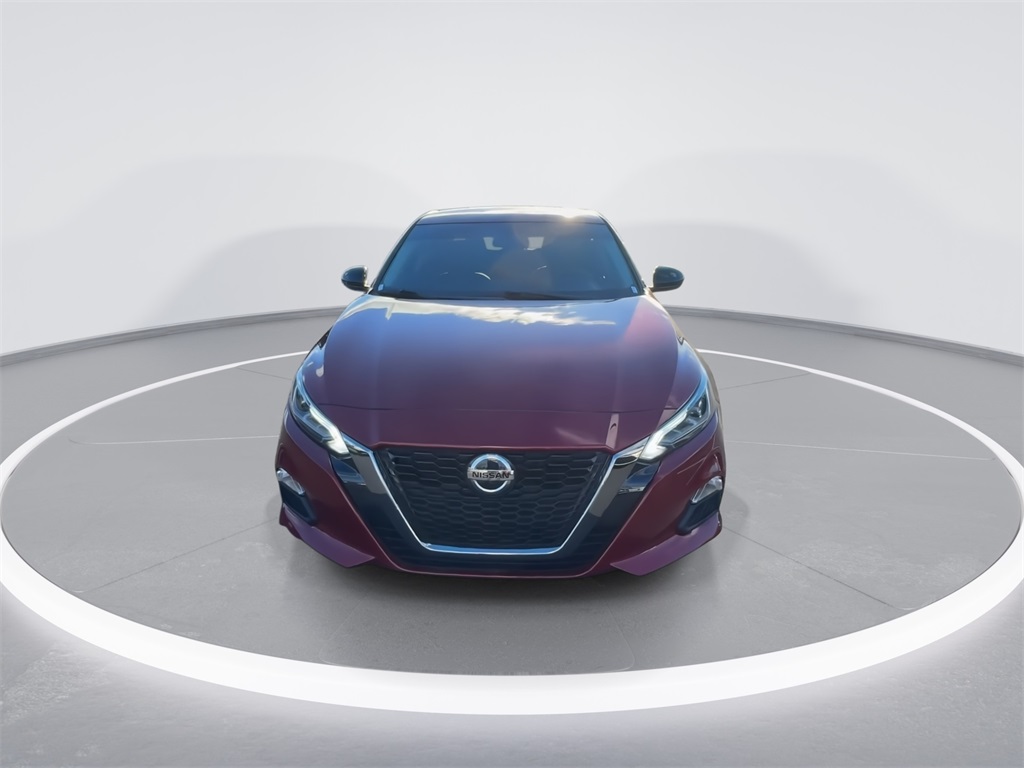 2019 Nissan Altima 2.5 SR photo 3