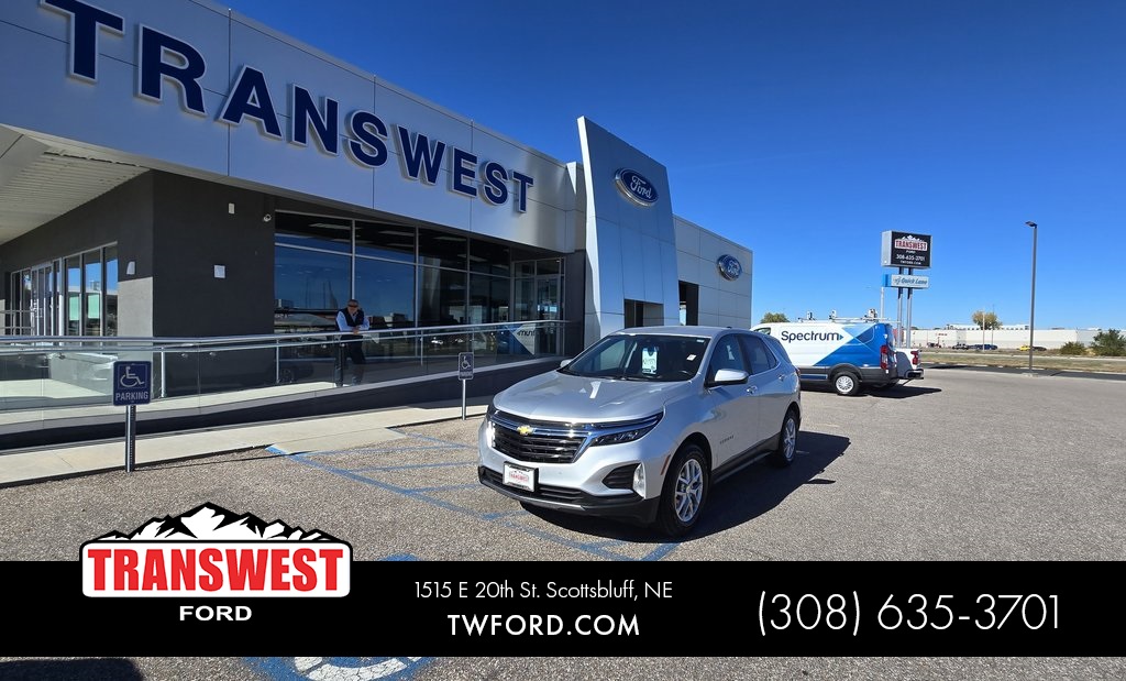 2022 Chevrolet Equinox LT's photo