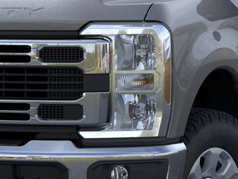 2025 Ford F-250 XLT photo 16