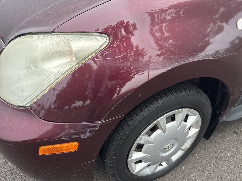 2005 Scion xA Base photo 9