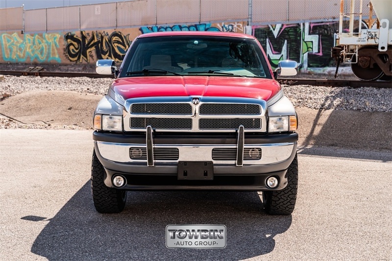 1996 Dodge Ram ST photo 3